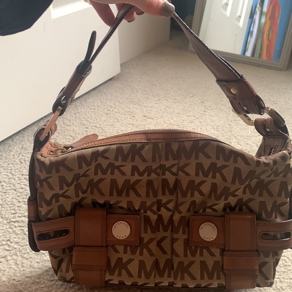 MichaelKorsSignatureMonogram BrownLeatherShoulderBag. IncludesMatchingWallet.EUC - Picture 3 of 14
